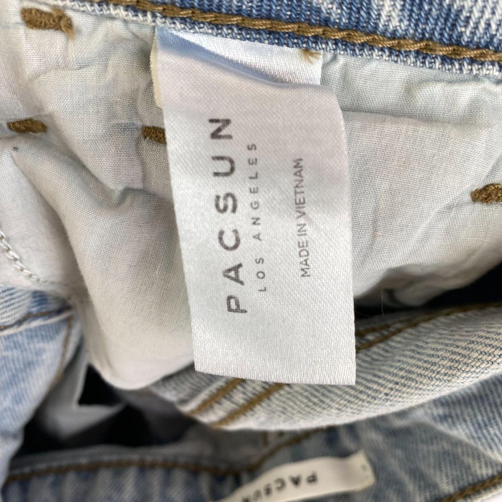 PacSun Light Wash Blue High-Rise Jeans - Picture 8 of 10